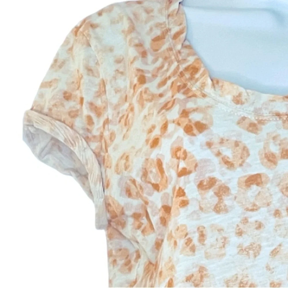 Pilcro by Anthropologie Orange/Cream Paisley Scoop Neck Short Sleeve Top. Size M